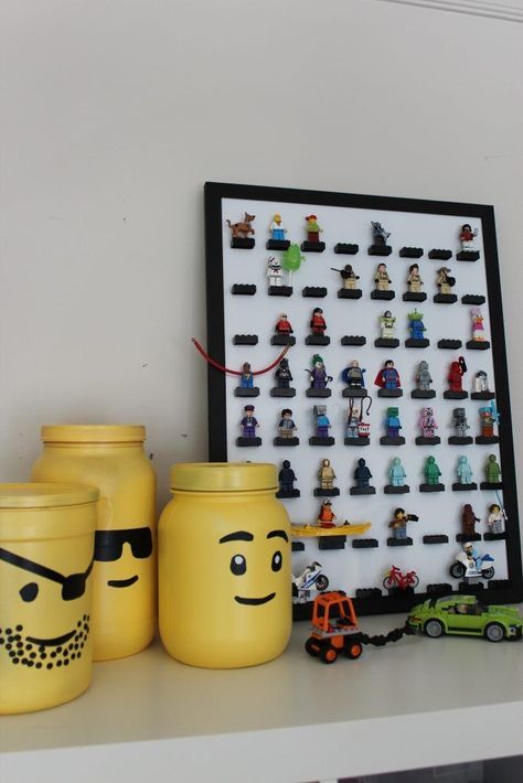 Lego Display Ideas Kids Rooms, Lego Figure Display, Lego Decorations Room, Lego Organizer, Lego Display Shelf, Mini Figure Display, Lego Desk, Lego Display Ideas, Lego Storage Organization