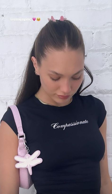 Maddie Ziegler Style, Maddie Ziegler Instagram, Maddie Z, Kenzie Ziegler, Mom Pictures, College Fits, A Little Life, Maddie Ziegler, April 21