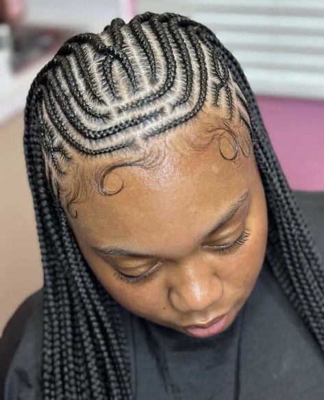 Cornrow Updo On Natural Hair, Corn Roll Hair Styles, Braiding Ideas, Braids Hairstyles For Black Women, Alicia Keys Braids, Cornrows Braids For Black Women, Weave Hairstyles Braided, Short Box Braids Hairstyles, Braided Bun Hairstyles