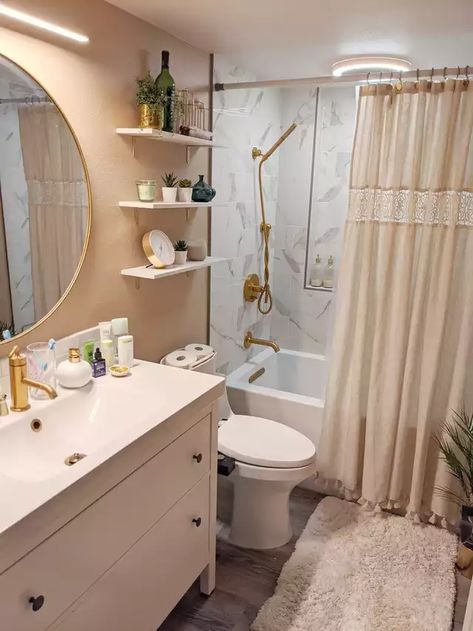 White and Gold Marble Bohemian Glam Bathroom - Imgur Gold Accent Bathroom Decor, White Gold Restroom, White And Gold Restroom, White And Beige Bathroom Decor, Bathroom Ideas Gold And White, Neutral Bathroom With Green Accents, Gold Restroom Decor Ideas, Bathroom Ideas Gold Accents, Green Aesthetic Bathroom Decor