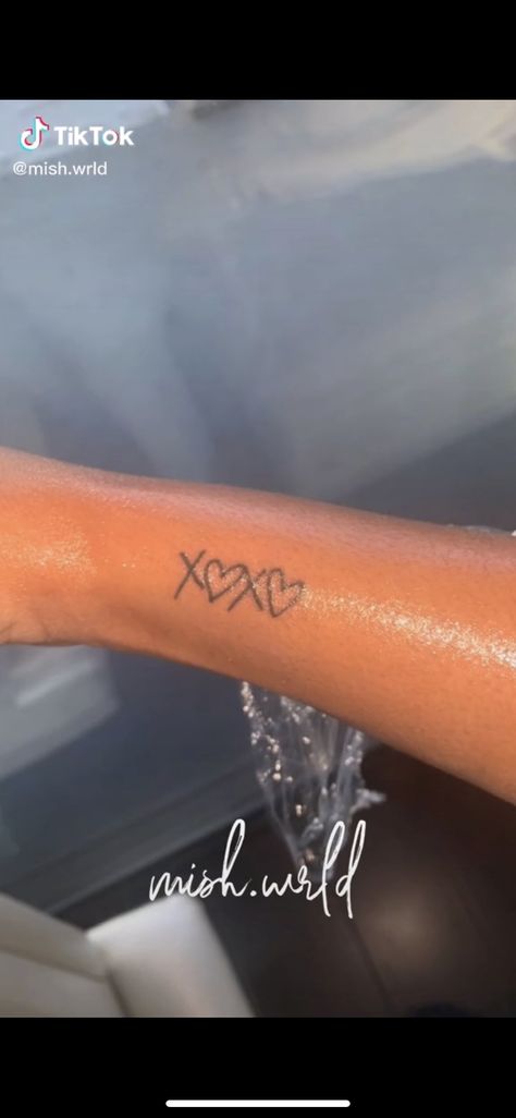 Xoxo Wrist Tattoo, Xoxo Tattoo, Xo Tattoo, Tattoo On Arm, Arm Tats, On Tattoo, Pretty Tattoos For Women, Dream Tattoos, Art Tattoos