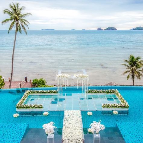 Landscape Resort, Pool Wedding Decorations, Koh Samui Hotel, Unique Destination Wedding, Pool Wedding, Hotel Meeting, Thailand Wedding, Dream Wedding Decorations, Luxury Wedding Decor