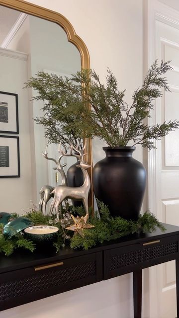 Tall Christmas Decorations, Black Vase Christmas Decor, Christmas Table Decorations 2023, Christmas Media Console Decor, Christmas Entry Way Table Decor Ideas, Christmas Decor 2023/2024, Christmas Console Decor, Minimal Christmas Decorations, Entryway Christmas Decor Entry Tables