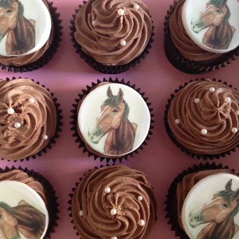 Horse themed cupcakes Horse Themed Cupcakes, Horse Cupcakes Ideas, Western Theme Cupcakes, Horse Cupcakes, Fab Cakes, Horse Cookies, Birthday Donuts, Cupcake Images, Horses Theme