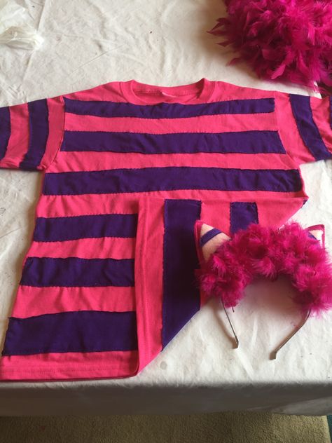 Cheshire Cat Costume Diy, Diy Cheshire Cat Costume, Cat Costume Diy, Cheshire Cat Costume, Alice In Wonderland Diy, Cat Costume, Alice In Wonderland Tea Party, Kindergarten Crafts, Halloween 2023