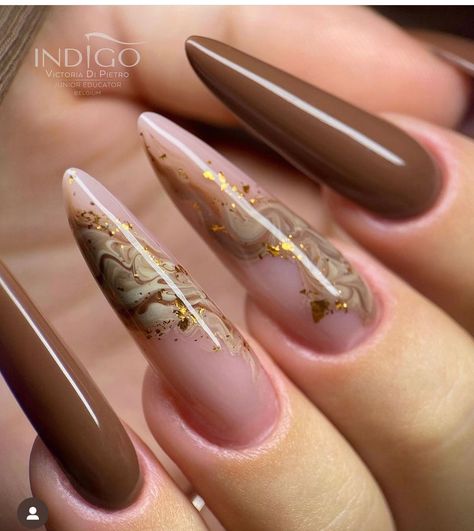 Oval Nail Ideas Fall, November Nails Oval, Trendy Nail Designs 2024 Autumn, Nail Styles 2023, Thanksgiving Nail Designs Fall Autumn, Nails November 2024, November Nails 2024, Thanksgiving Nail Designs Fall Simple, November Nails Simple