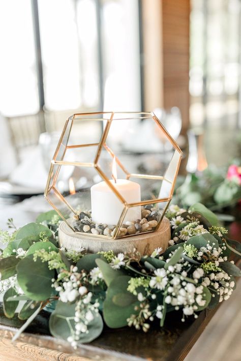 White And Gold Wedding Decor, Gold Wedding Decor, Geometric Centerpiece, Terrarium Centerpiece, White And Gold Wedding, Terrarium Wedding, Bridal Shower Centerpieces, Geometric Wedding, Eucalyptus Wedding