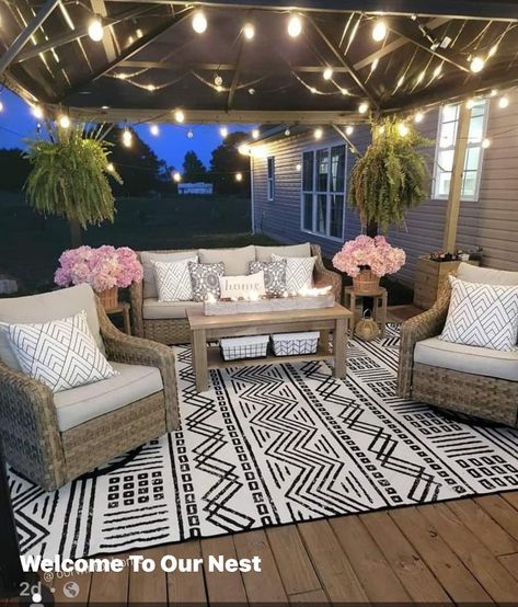 Patio Inspiration, Backyard Remodel, Deck Decorating Ideas, Casa Exterior, Backyard Inspiration, Outside Living, Patio Makeover, Outdoor Living Room, Outdoor Decor Backyard