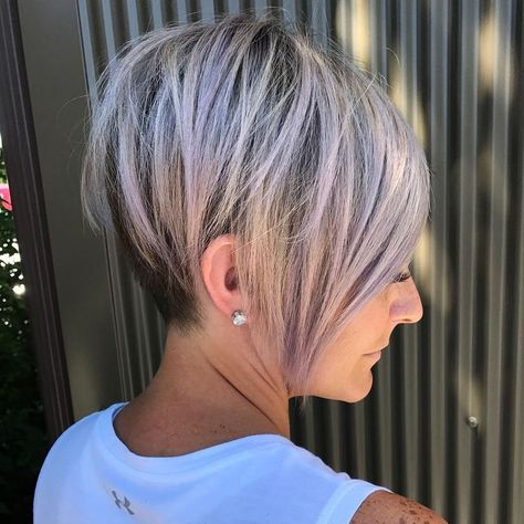 Gorgeous Long Lilac Inverted Bob Longer Pixie Haircut, Inverted Bob Hairstyles, Long Pixie Hairstyles, Pixie Cut With Bangs, Asymmetrical Pixie, Long Pixie Cuts, Lilac Hair, Inverted Bob, Long Pixie