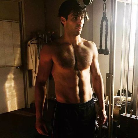 Why we’ll always love Matthew Daddario in ‘Shadowhunters’ Matthew Daddario Shirtless, Malec Shadowhunters, Harry Shum Jr, Shadowhunters Tv Show, Shadowhunters Malec, Matthew Daddario, Alec Lightwood, Le Male, City Of Bones