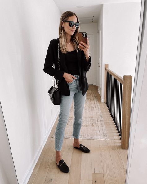 Fashion Jackson Wearing Black Blazer Denim Jeans Black Gucci Mules Womens Fall Shoe Trends Black Pointed Mules Outfit, Black Mules Outfit Fall, Black Mules Shoes Outfit, Black Blazer Casual Outfit, Mules With Jeans, Mule Outfits Women, Black Mules Outfit, Gucci Mules Outfit, How To Style Mules