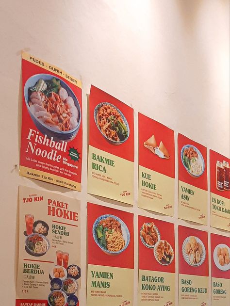 Dumpling Menu Design, Food Menu With Pictures, Retro Wall Design, Burger Menu Design Ideas, Street Food Menu Design, Food Pop Up, New Menu Poster, Kopitiam Design, Creative Menu Design