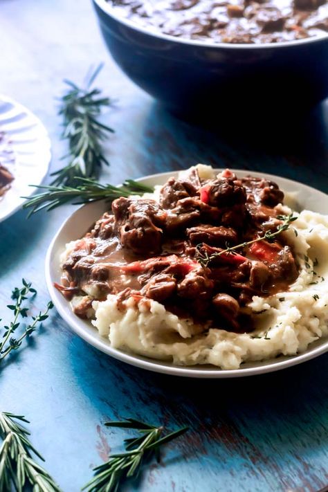 Instant Pot Beef Bourguignon, Parmesan Mashed Potatoes, Potted Beef, Instant Pot Pork, Beef Stew Meat, Beef Stock, Food Saver, Creamy Mashed Potatoes, Dinner Rolls