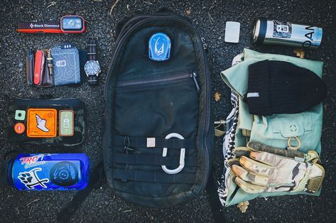 Everyday Carry Bag, Survival Stuff, Edc Bag, Edc Tactical, Every Day Carry, Bag Essentials, Walker Shoes, Edc Gear, Survival Tools