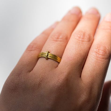 60 Likes, 1 Comments - Catbird (@catbirdnyc) on Instagram: “Gold the color of late autumn leaves. Three hand-forged 22k gold rings connected by a beaded band,…” Boho Wedding Bands, Antique Gold Rings, 22k Gold Ring, An Old Soul, Late Autumn, Custom Shades, Semi Precious Gems, Old Soul, Delicate Jewelry