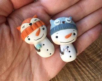 Bubble Christmas, Clay Pins, Etsy Tutorial, Clay Christmas Decorations, Clay Figurines, Polymer Clay Ornaments, Clay Diy Projects, Christmas Clay, Diy Friendship Bracelets Patterns