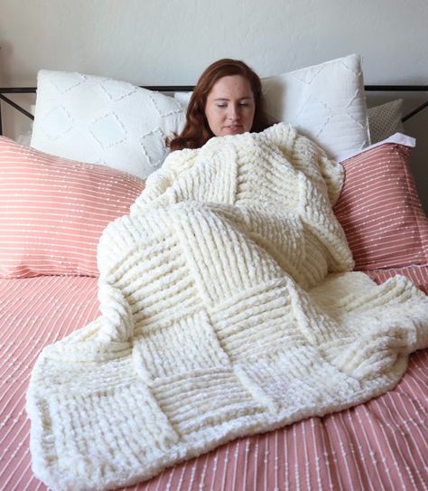 Jumbo Weight Yarn Crochet Patterns, Chunky Basket Weave Crochet Blanket, Giant Crochet Blanket, Crochet Velvet Blanket, Velvet Crochet Blanket, Chenille Crochet Blanket, Basket Weave Crochet Blanket, Daisy Farm Crafts Crochet, New Crochet Patterns