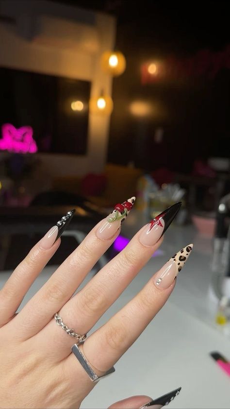 Stilleto Y2k Nails, Stiletto Nails Charms, Stiletto Nails Cheetah, Cheetah Nails Stiletto, Cherry And Cheetah Nails, Stiletto Cheetah Nails, Cherry Stiletto Nails, Cherry Cheetah Nails, Cheetah And Cherry Nails