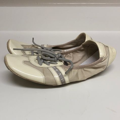 Prada Sport Womens Ballet Flats Athletic Sz 7 Leather Sneakers Shoes Athletic Ballet Flats, Prada Sport Shoes, Cybercore Shoes, Sneaker Reference, Ballet Sneakers, Lace Up Ballet Flats, Lace Pumps, Lace Up Flats, Shoe Inspo