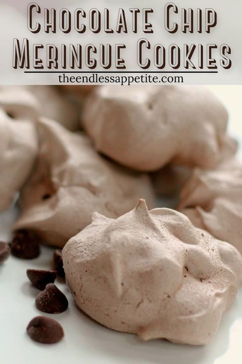 Chocolate Chip Cloud Cookies, Chocolate Chip Meringue Cookies, Chocolate Meringue Cookies, Cloud Cookies, Meringue Cookie Recipe, Cookies Box, Chocolate Meringue, Meringue Cookies, Low Carbs