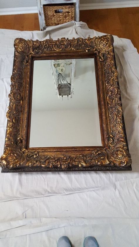 Ornate Mirror Makeover, Bedroom Furniture Painted, Painted Mirror Frame, Hallway Remodel, New Bedroom Furniture, Mirror Redo, White Mirrors, Frame Makeover, Pictures Mirror