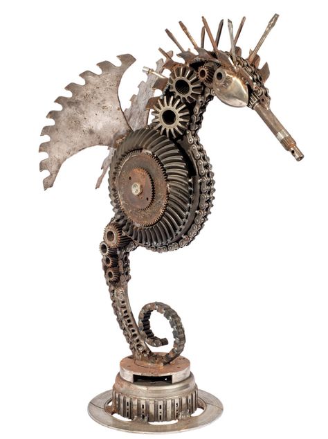 Metal Animal Sculptures, Seahorse Sculpture, Recycle Sculpture, Ps4 Controller Custom, Steampunk Tendencies, Seahorse Art, Metal Animal, Metal Yard Art, Metal Garden Art