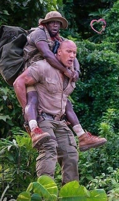 Kevin Hart Dwayne Johnson, Kevin And Dwayne, Kevin Hart Aesthetic, Dwayne Johnson And Kevin Hart Funny, Duos From Movies, The Rock And Kevin Hart Funny, Best Duos In Movies, Kevin Hart Jumanji, The Rock Kevin Hart