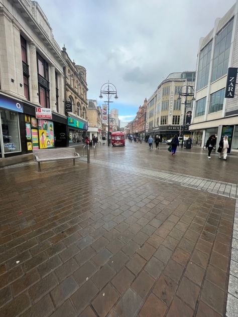 #rain #rainyday #leeds #england City Rain, Leeds England, Leeds City, Beach Poses, Rainy Days, Leeds, Rainy Day, Street View, England