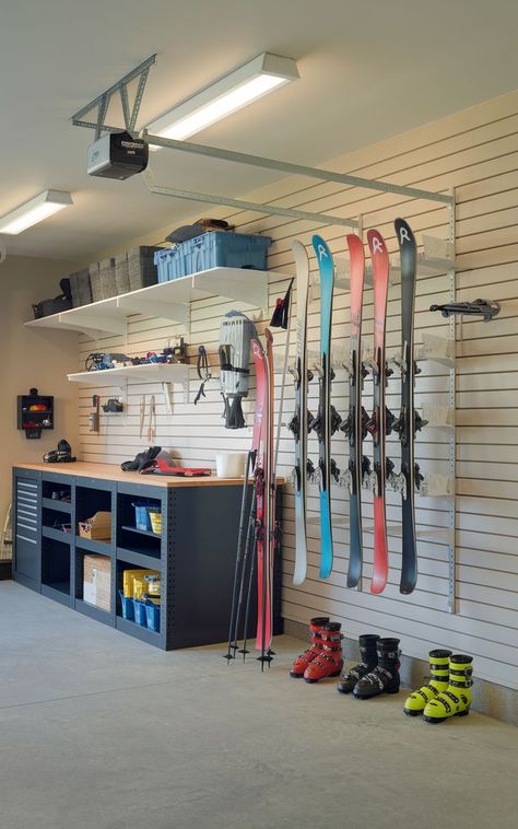 A well-organized garage featuring a compact ski rack for storing skis and equipment. Ski Storage Ideas, Ski Gear Storage, Ski Rack Garage, Garage Solutions, Ski Rack, Gear Storage, Ski Storage, Ski Gear, Garage Ideas