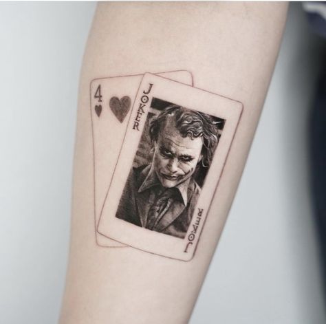 Heath Ledger Tattoo, Card Tattoo Ideas, Joker Card Tattoo, Arm Tattoos Drawing, Best Leg Tattoos, Hyper Realistic Tattoo, Tattoo Background, Back Of Neck Tattoo, Joker Tattoo