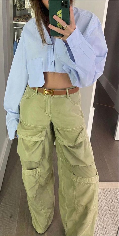 Trending Skirts, Oxford Shirt Outfit, Thailand Outfit, Women Professional Attire, Cargo Outfit, 2025 Spring, Sneaker Outfits, Streetwear Collection, Cargo Pants Outfit