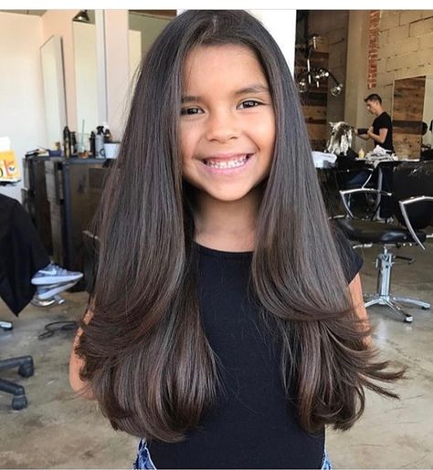 Angelica hair ideas Long Girl Haircuts, Kids Girl Haircuts, Long Hair Cut, Toddler Girl Haircut, Medium Long Haircuts, Dunner Wordend Haar, Haircuts For Long Hair With Layers, Girl Haircut, Kids Hair Cuts