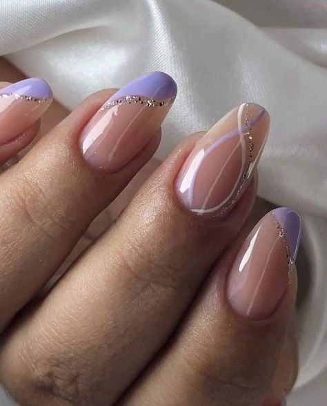 Nails Short Purple Light, Pink Purple Swirl Nails, Nails That Go With Light Purple Dress, Wedding Nails Lilac, Purple And Pink Nails Design, Purple Prom Nails Acrylics, Nail Inspo Lavender, Purple Nail Ideas Acrylic, Lavender Wedding Nails