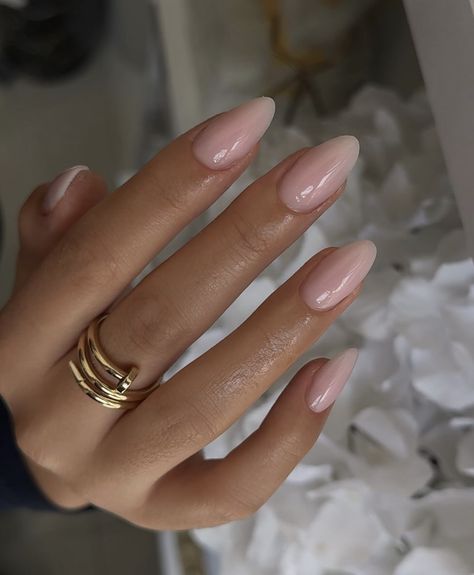 Engagement Nails Brown Skin, Subtle Sparkly Nails, Bubble Bath Almond Nails, Pink Nails Classy, Biab Nails Inspiration, Nails Gel Almond, Pink Nails Manicure, Gel Almond Nails, Nails Baby Pink