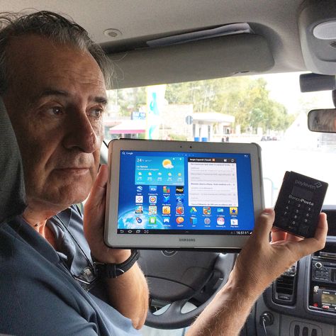 Italian Taxi driver uses tablet and credit card payment for #enterprisemobility Mikayla Demaiter, Taxi Driver Travis Bickle, A Taxi Driver 2017, Taxi Inside, Apple Gift Card, Taxi Driver 1976 Memes, Cab Driver, Card Payment, Credit Card Payment