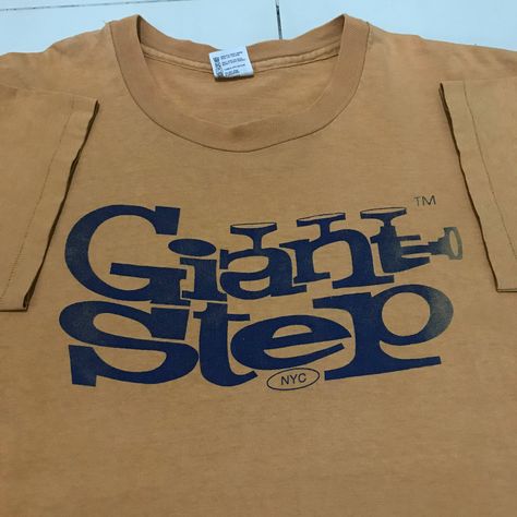 Vintage Vintage 90s Giant Step Jazz it up Logo Promo Tee Shirt 90s Graphic Tees Vintage, Up Logo, Font Graphic, Cover Art Design, Graphic Tees Vintage, Graphic Tee Design, Men's Tops, Tee Shirt Designs, Vintage Tee