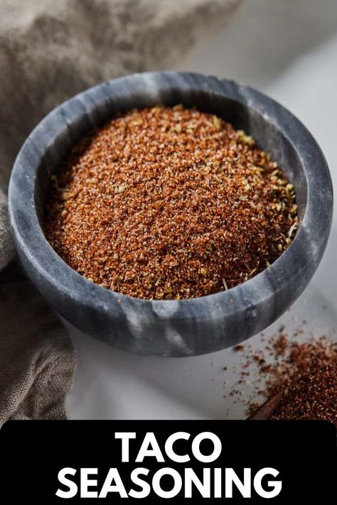 Smokey, savory, and packed with flavor, this homemade Taco Seasoning is so easy to make! Made with only a handful of simple pantry staples, you’ll never want to go back to store-bought taco seasoning again! Mild Taco Seasoning Recipe, Best Taco Seasoning, Taco Meat Seasoning, Spicy Taco Seasoning, Tacos Chicken, Mild Taco Seasoning, Make Taco Seasoning, Ground Turkey Tacos, Taco Mix