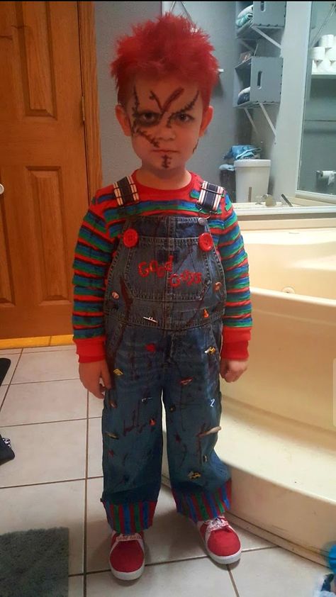 Chucky Costume Mens, Diy Chucky Costume, Chucky Halloween Costume, Chucky Costume, Chucky Halloween, Peinados Fáciles Para Cabello Corto, Mens Costumes, Halloween Kids, Halloween Costume