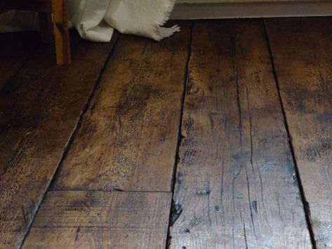 Farmhouse Kitchen Flooring, Rustic Hardwood Floors, End Grain Flooring, Reclaimed Oak Flooring, Cottage Flooring, Pine Wood Flooring, Pine Flooring, Roof Cladding, Rustic Wood Floors