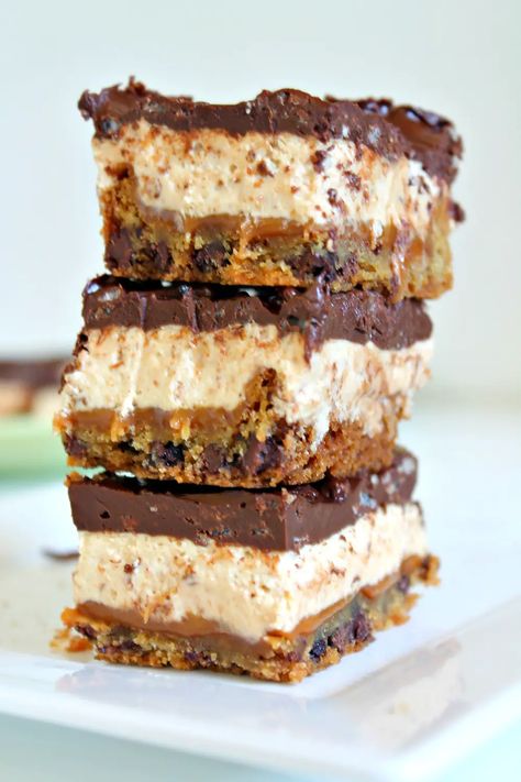 Everything Bars, Dessert Bar Recipe, Baking Basics, Layered Desserts, Chewy Chocolate Chip, Oreo Dessert, Chewy Chocolate Chip Cookies, Cookie Bar Recipes, Think Food