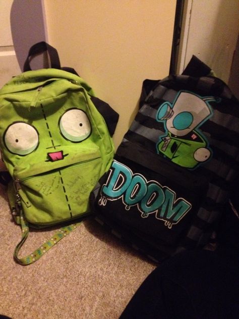 My backpacks are awesome Invader zim gir bags emo scene alternative girl hottopic merch Invader Zim Gir Backpack, Scenecore Backpack, Invader Zim Backpack, Invader Zim Clothes, Invader Zim Merch, Invader Zim Scene, Emo Backpack, Alternative Backpack, Emo Bag