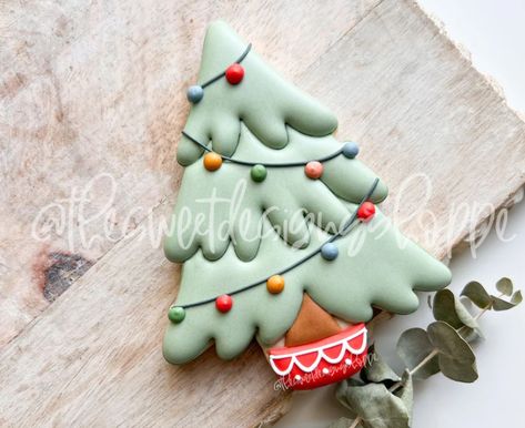 Christmas Cookie Frosting, Horse Cookies, Pretty Desserts, Cookie Decoration, Wreath Cookies, Christmas Biscuits, Name Vintage, Tree Cookies, Christmas Tree Cookies