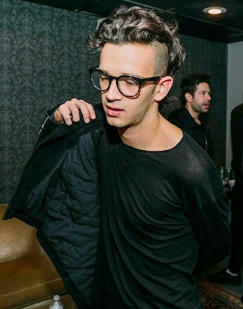 Matt Healy Hair, 4 Horsemen Of The Apocalypse, Matty 1975, Ross Macdonald, Truman Black, Venus Retrograde, 4 Horsemen, Matthew Healy, The 1975 Matty