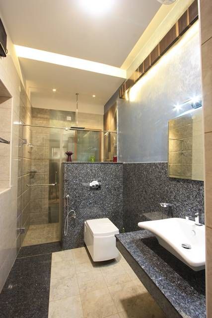 Bathroom With Indian Toilet, Indian Bathroom Design, Small Washroom Design, Bathroom Designs India, Bathroom Ideas Indian, Toilet And Bathroom Design, Small Shower Remodel, Vastu House, House Main Gates Design