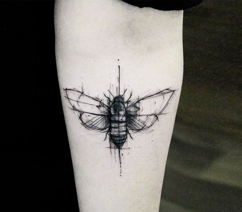 Fly tattoo by Kamil Mokot | Photo 20493 Sketch Tattoo Style, Bug Tattoo Ideas, Tattoos Masculinas, Tattoos Leg, Fly Tattoo, Always Tattoo, Sketchy Tattoo, Beetle Tattoo, Sketch Style Tattoos