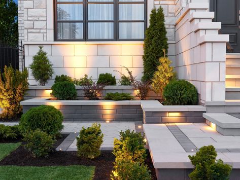 Hardscape Lighting, Hardscape Ideas, Backyard Retaining Walls, Modern Front Yard, Landscaping Retaining Walls, Front Yard Design, Front Landscaping, Front Patio, Front House Landscaping