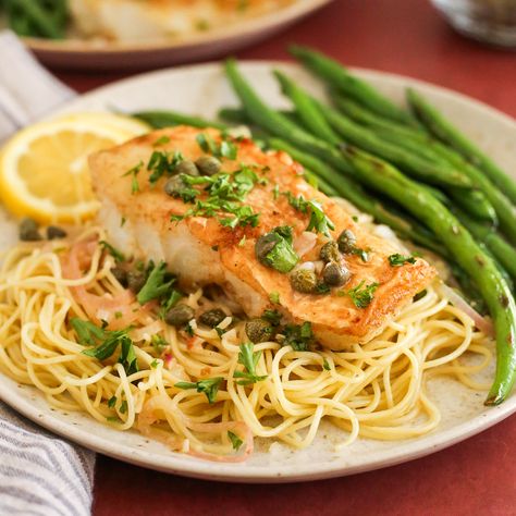 Cod Piccata with Angel Hair Pasta Cod Piccata Recipe, Cod Piccata, Fish Piccata, Piccata Sauce, Piccata Recipe, Pasta Easy, Easy Fish Recipes, Angel Hair Pasta, White Wine Sauce