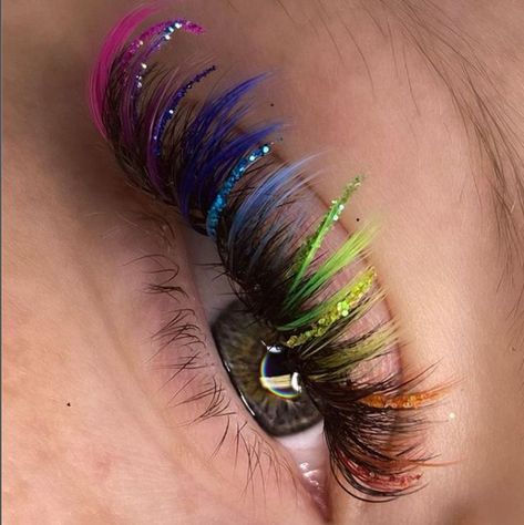 Lash Extensions Glitter, Lashes With Glitter, Glitter Lash Extensions, Lash Book, Glitter Lashes, Color Lashes, Lashes Fake Eyelashes, Eyelash Tips, Eyelash Technician