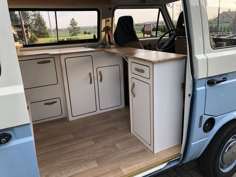 Vw T25 Interior Ideas, Vw T3 Interior Ideas, Combi Vw T2, Volkswagen Bus Interior, Kombi Interior, Hiace Camper, Vw T2 Camper, Vw T3 Camper, Eurovan Camper