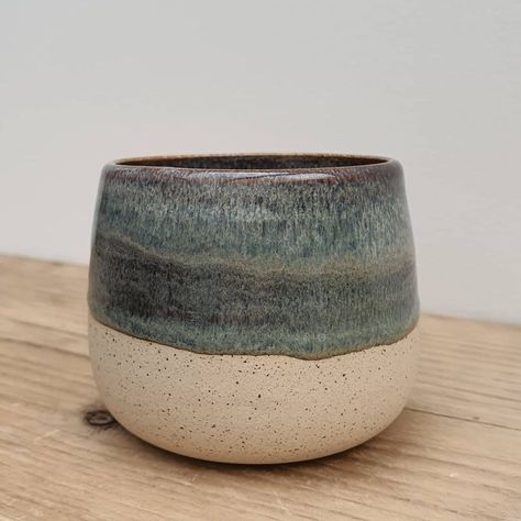 Michelle van Andel on Instagram: “Glazed with Amaco Potter's Choice Toasted Sage over Iron Lustre. Clay body is Sibelco K110. I think this is my favorite and most reliable…” Pottery Glaze Combinations, Earthy Ceramics, Glaze Inspiration, Pottery Glaze Ideas, Clay Glazing, Paintings Diy, Clay Bodies, Amaco Glazes, Glaze Combinations